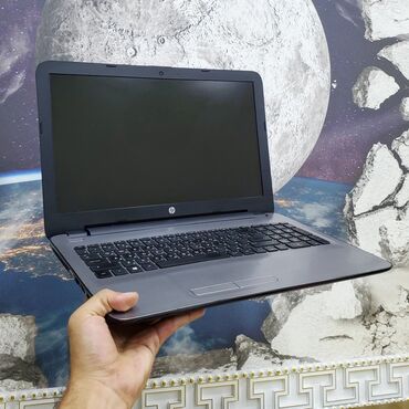 Dell: HP 15.6 ", Intel Core i5, 128 GB