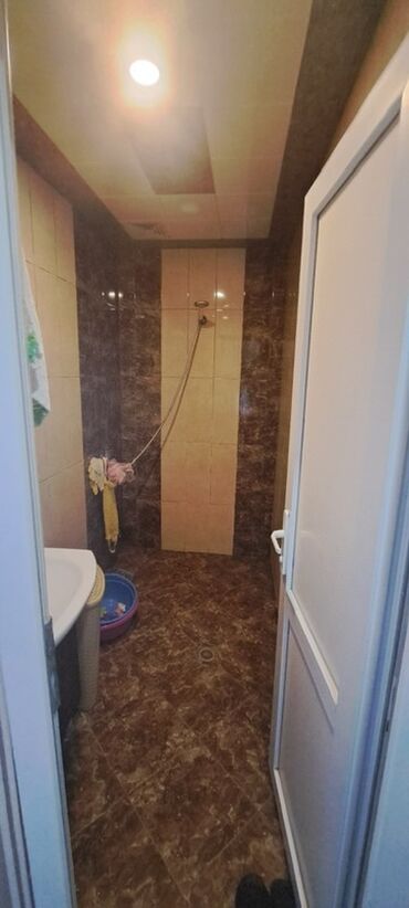 Mənzil kirayələyirəm: 3 otaqlı, 80 kv. m -da lalafo.az — 13 Mənzil kirayələyirəm: 3 otaqlı, 80 kv. m — 13