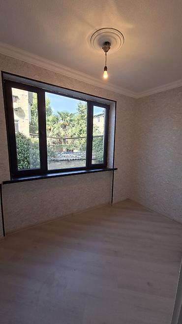 xırdalan bina evləri: 3 otaqlı, Yeni tikili, 52 kv. m — 3