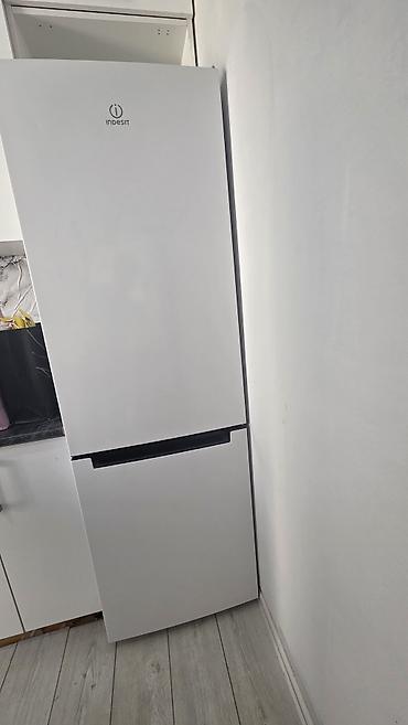 Indesit soyuducu 370 Azn. Tam islek. Unvan Bine. Shirin x lalafo.az -da Indesit soyuducu 370 Azn. Tam islek. Unvan Bine. Shirin x