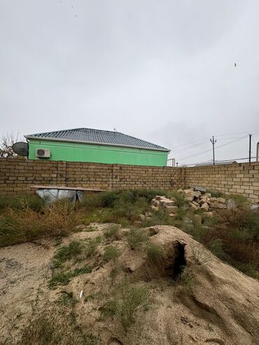 Həyət evləri və villaların satışı: Satılır: 2 mərtəbəli yarımçıq tikili (daş ev) - Tikinti materialı — 12