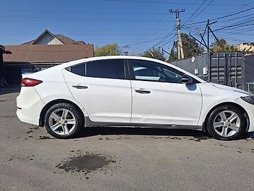 from usa: Hyundai Elantra: 2018 г., 1.6 л, Автомат, Седан — 3