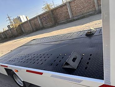 продаю грузовой: Эвакуатор, Mercedes-Benz, 2004 г., Ломаная — 8