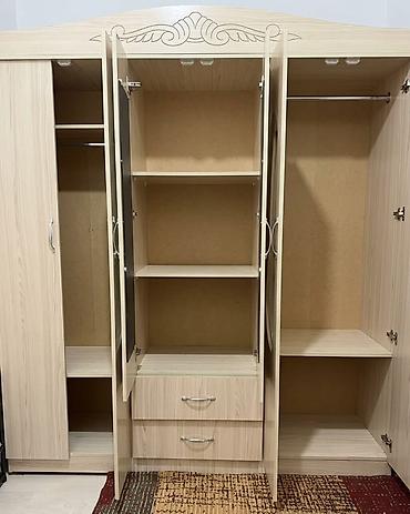 Шкафы-прихожие: Срочно продается! Пишите на ватсап Высота — 2,2 м * Ширина — 2,0 м * — 1