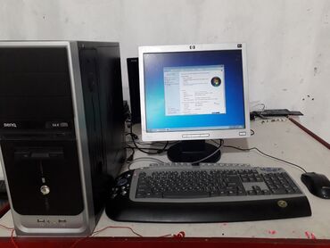 Masaüstü kompüterlər və iş stansiyaları: Konputer ideal veziyetdedir .Keys monitor klavyatura maus verilir