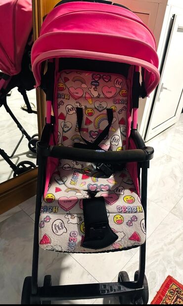 Klassik gəzinti arabası, Chicco, İşlənmiş, Cins: Qız, Ünvandan götürmə