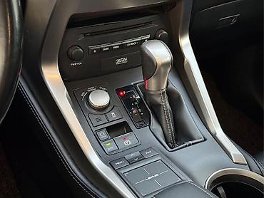 Lexus: Lexus NX: 2017 г., 2 л, Автомат, Бензин, Кроссовер — 12