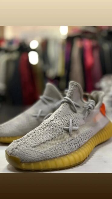 Кроссовки и спортивная обувь: Кроссовки секонд хенд Сокулук из Европы. размеры уточняем Сокулук — 11