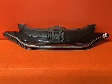 Радиаторная решётка (накладка переднего бампера) для автомобиля Honda at lalafo.kg Радиаторная решётка (накладка переднего бампера) для автомобиля Honda