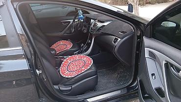 монитор с камерой заднего вида: Hyundai Avante: 2016 г., 1.6 л, Автомат, Бензин, Седан — 5