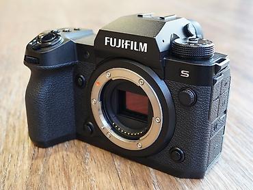 nikon z: Dəstə daxildir: Fujifilm x-h2s Fujinon 16-55 f2.8 ii Viltrox 23 mm — 3