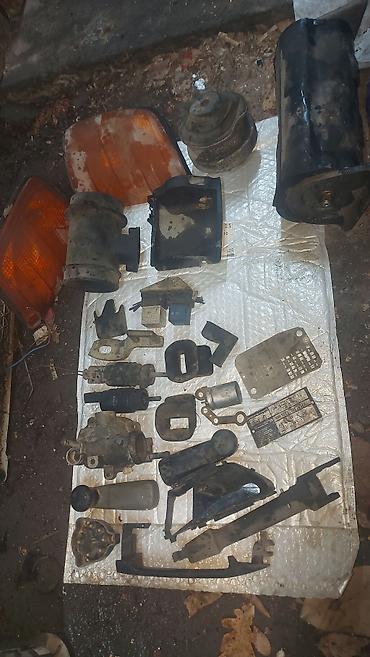 Другие детали салона: W124 Ешка
мелочи разные
цены от 200 сом
уточняйте по Ватсаппу — 12