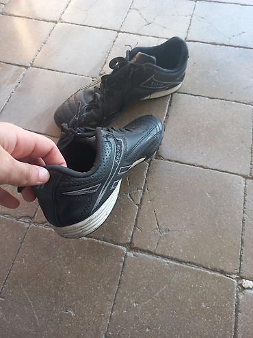кроссовки nike: Butsi.Seliqelidir.1,2 defe geynilib.Baha alnmşdı.38 razmerdir.7azn a — 2