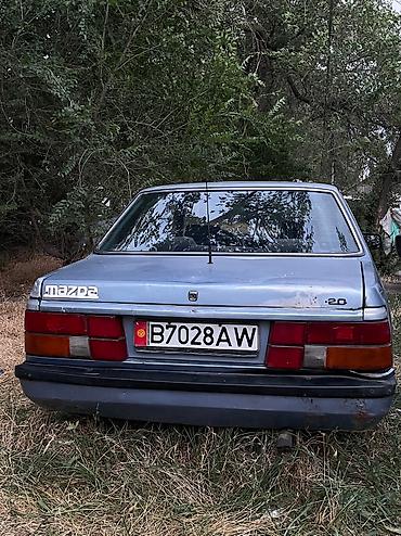 мазла: Mazda 626: 1987 г., 2 л, Механика, Бензин, Седан — 2