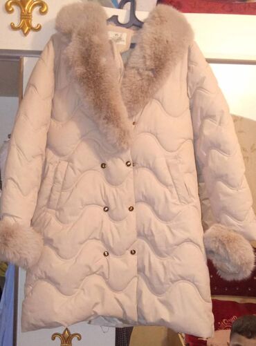 кожаная куртка женская: Kurtka qadın üçün normal yaxşı vəziyyətdədir qiyməti 35 manat 80