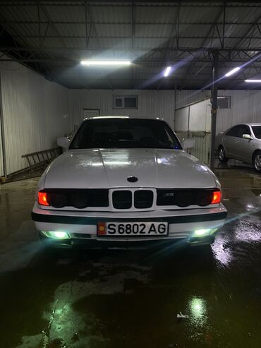 аксессуары бмв: BMW 5 series: 1988 г., 2.5 л, Механика, Бензин