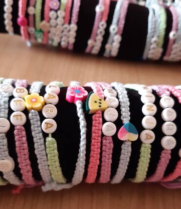Narukvice: Narukvice Hand Made 150 vockice, 200 ime, 250 perlice Isporuka Slanje — 15