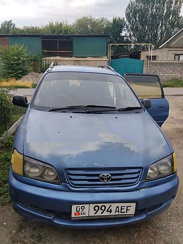 внешний бокс: Toyota Ipsum: 1997 г., 2 л, Автомат, Бензин, Минивэн — 4