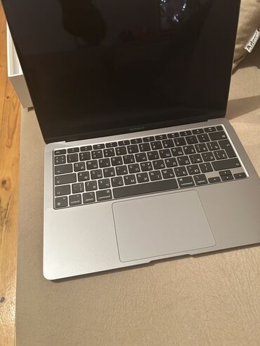 apple xs qiymeti: İşlənmiş Apple MacBook, 15.6 ", Apple M1, 256 GB, Ünvandan götürmə
