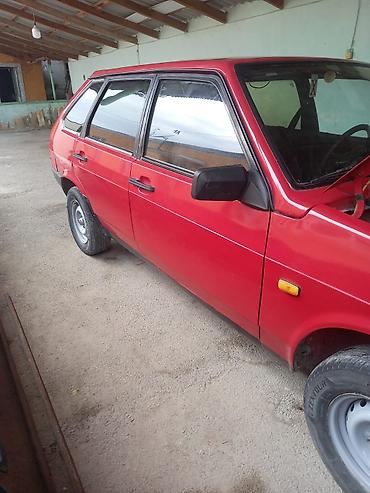 astra g on stupitsa: LADA Samara 2108/2109, qırmızı rəng, 5 qapılı hetçbek. - Mühərrik — 4