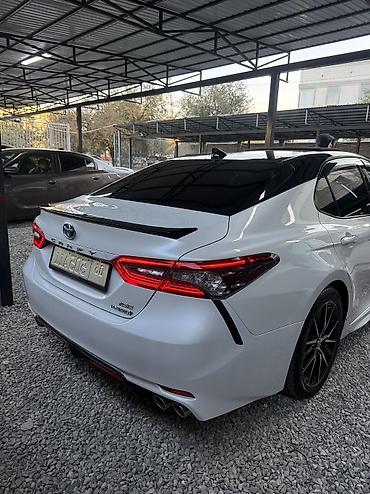 2021: Toyota Camry: 2021 г., 2.5 л, Автомат, Гибрид, Седан — 7