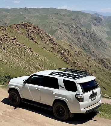 Toyota: Toyota 4Runner: 2020 г., 4 л, Автомат, Газ, Внедорожник — 8