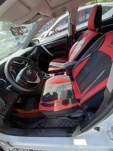 ру: Toyota Auris: 2019 г., 1.8 л, Хэтчбэк — 4