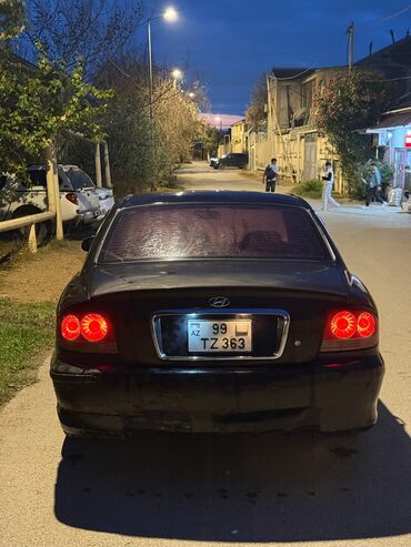 Hyundai: Hyundai Sonata: 2 l | 2004 il Sedan — 13