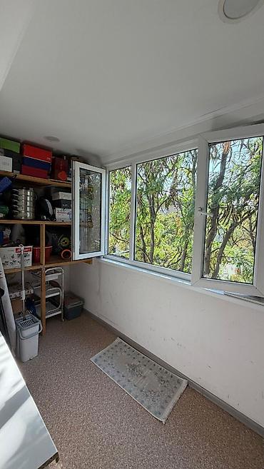 трех комнатную квартиру 8мкр: 2 комнаты, 50 м², 8 мкр Индивидуалка, 5 этаж, Свежий ремонт — 4
