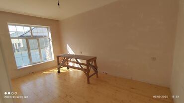 Həyət evləri və villaların satışı: Binə Sovxozda 160 marşurutunun son dayanacağına yaxın həyət evi üçün — 10