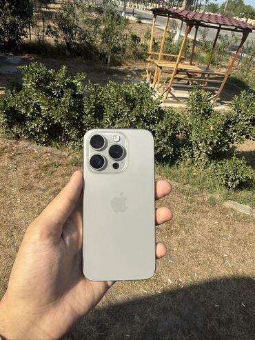 Apple iPhone: IPhone 15 Pro, 128 GB, Natural Titanium, Face ID