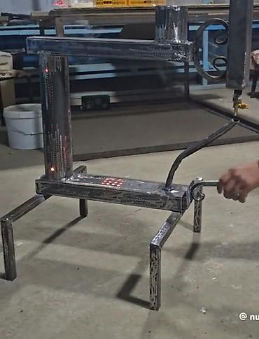 Другие отопительные приборы: Печь-обогреватель на отработанном масле (капельная подача) - — 18