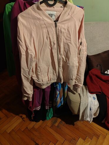 teksas jakne novi pazar: Svetlo roze jakna za prelazni period. Veličina S/M