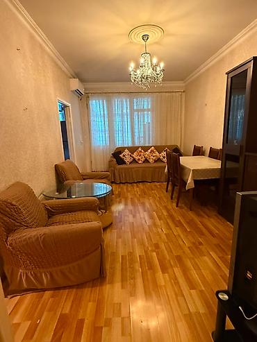 yaşam əmlak: Yasamal rayonu, İnşaatçılar metrostansiyasının yaxınlığı, 158 nömrəli — 1