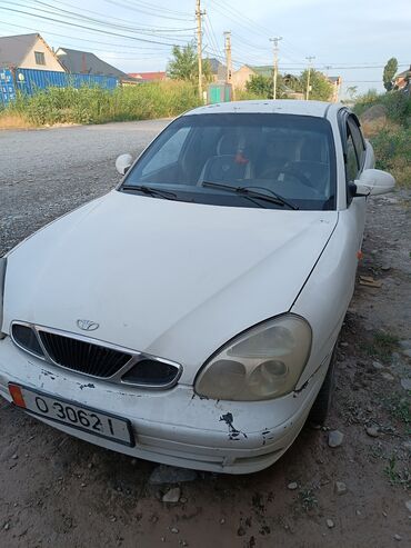 фара опель вектра б: Daewoo Nubira: 1998 г., 1.5 л, Механика, Бензин, Седан