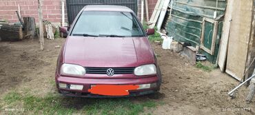 багаж гольф: Volkswagen Golf: 1994 г., 1.8 л, Механика, Бензин, Хэтчбэк