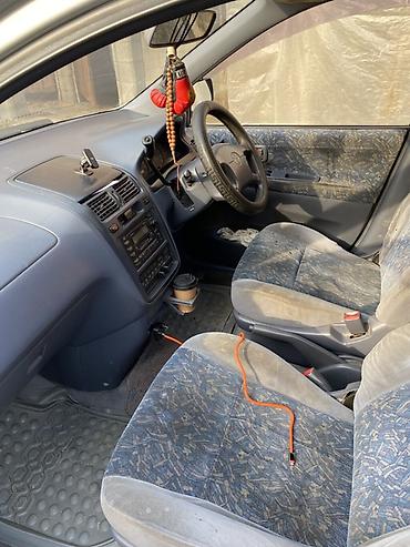 Toyota: Toyota Ipsum: 1996 г., Автомат, Минивэн — 4