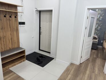 1 комната собственник без подселения с мебелью полностью: 3 комнаты, 75 м², Элитка, 9 этаж, Евроремонт