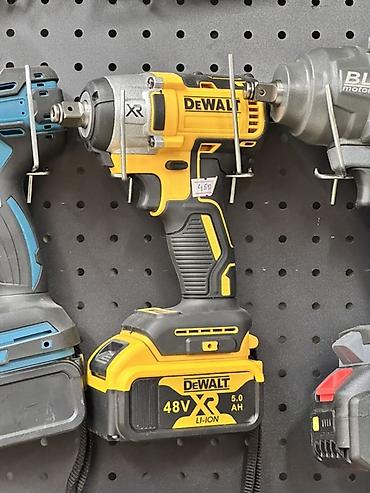 Гайковерты: Аккумуляторный ударный гайковерт DeWALT XR - Серия XR - Питание — 1