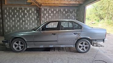 кузов авто: BMW 5 series: 1994 г., Седан — 10