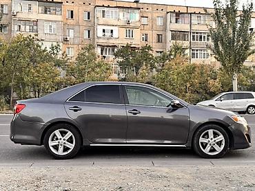 аирбаги: Toyota Camry: 2014 г., 2.5 л, Автомат, Бензин, Седан — 2