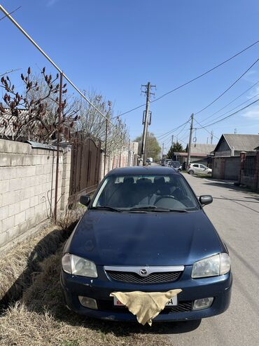 авто mazda 626: Mazda 323: 1998 г., 1.5 л, Механика, Бензин, Седан