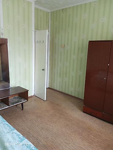 Кыймылсыз мүлк: 2 бөлмө, 50 м², 4 кабат, Эски ремонт — 4