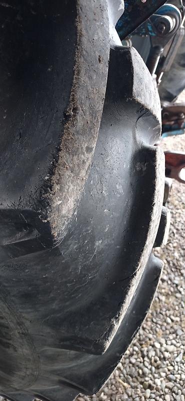 Traktorlar: Satılır traktor zavodu ili 1990 -da lalafo.az — 40 Traktorlar: Satılır traktor zavodu ili 1990 — 40