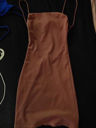 Haljine: Pull and Bear XS (EU 34), bоја - Lila, Koktel, klub, Na bretele