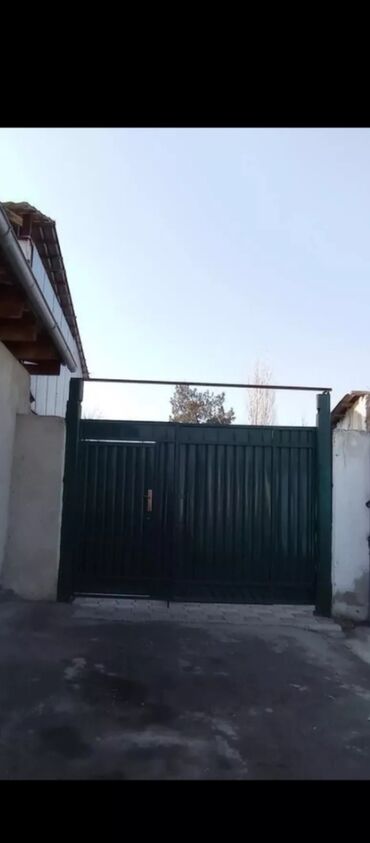 дома тюп: 65 м², 3 комнаты, Парковка, Сарай, Забор, огорожен