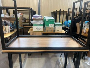 столы для колл центра: Продаем столы(парты) в хорошем состоянии. Стиль лофт, в комплекте