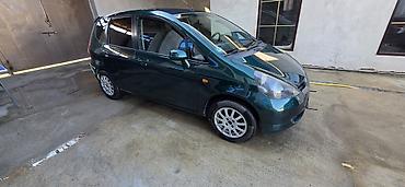 Honda: Honda Jazz: 2003 г., 1.5 л, Механика, Бензин, Хэтчбэк — 2