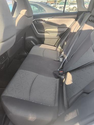 rav 4 2018: Toyota RAV4: 2021 г., Автомат, Бензин, Кроссовер — 3