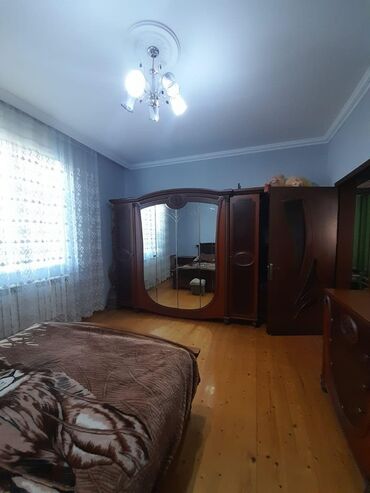 Həyət evləri və villaların satışı: 4 otaqlı, 150 kv. m, Kredit yoxdur, Orta təmir — 20